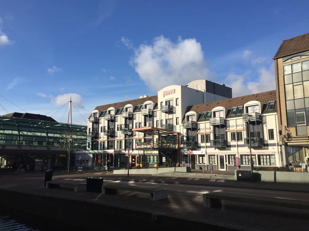 Joinn! City Lofts Houten Utrecht Exteriör bild
